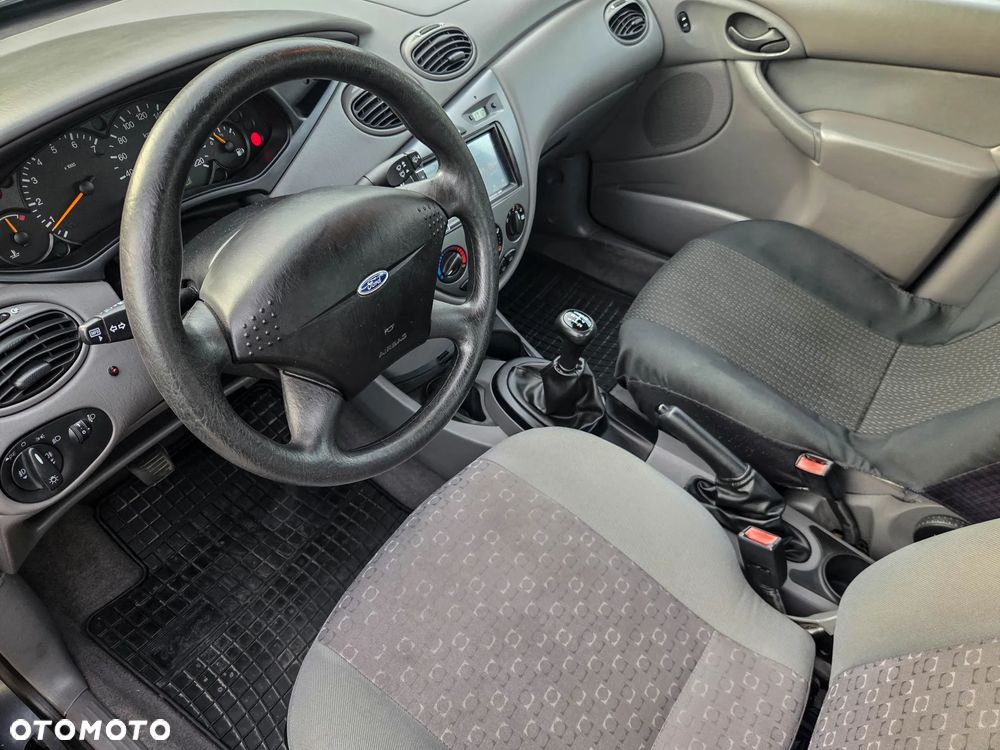 Ford Focus 1.8 Trend - 7