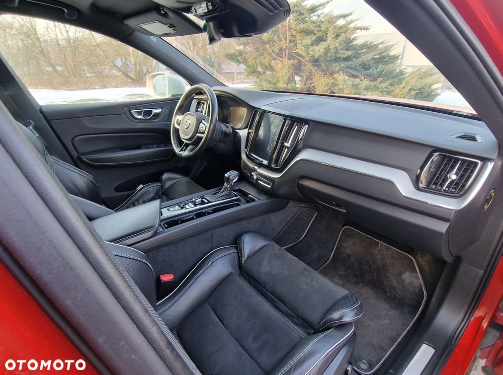 Volvo XC 60 T6 AWD R-Design - 12