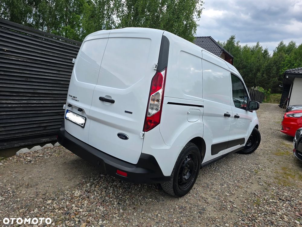 Ford Transit Connect - 10