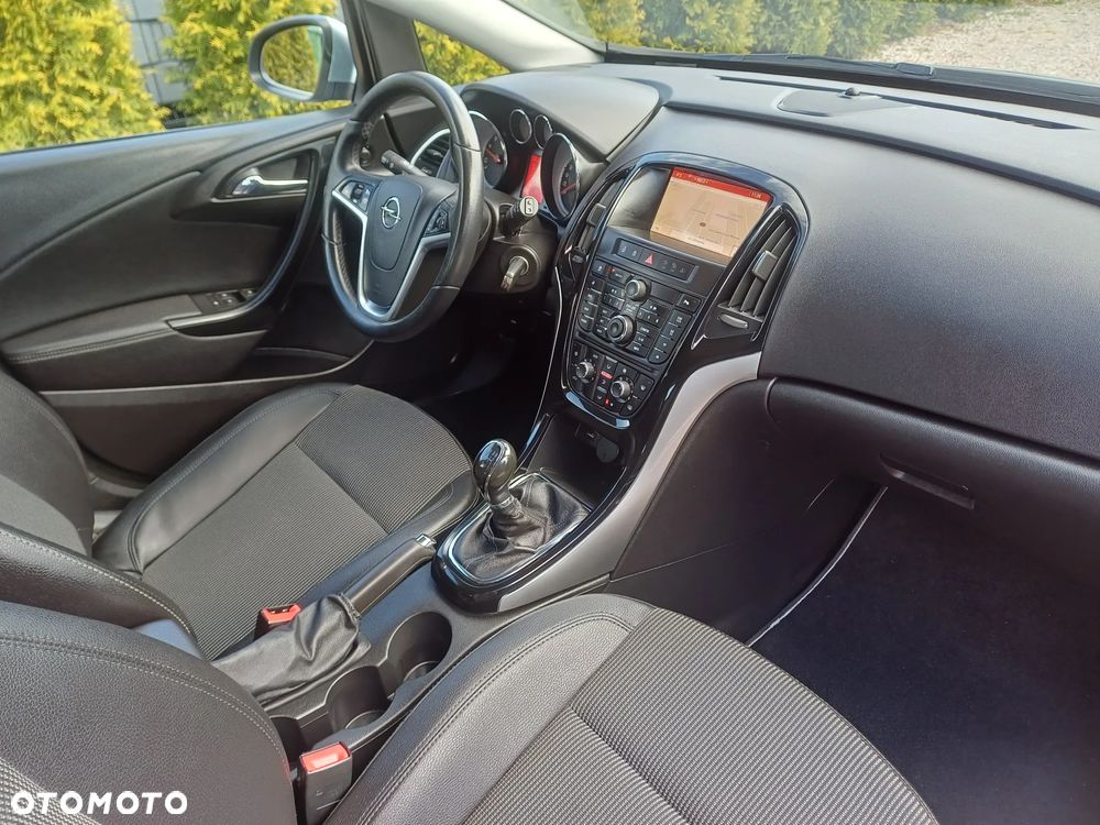 Opel Astra 1.4 Turbo Cosmo - 15