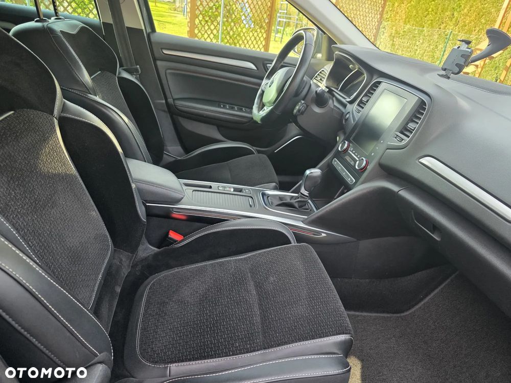 Renault Megane 1.3 TCe FAP Intens EDC - 4