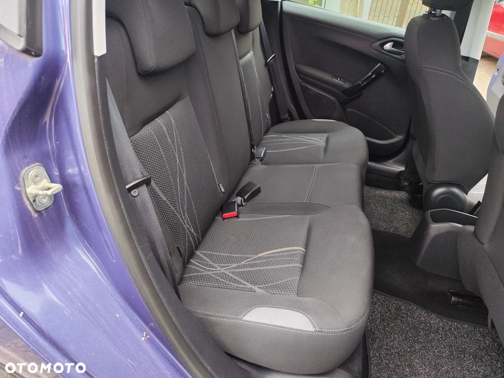 Peugeot 208 PureTech 82 Active - 10