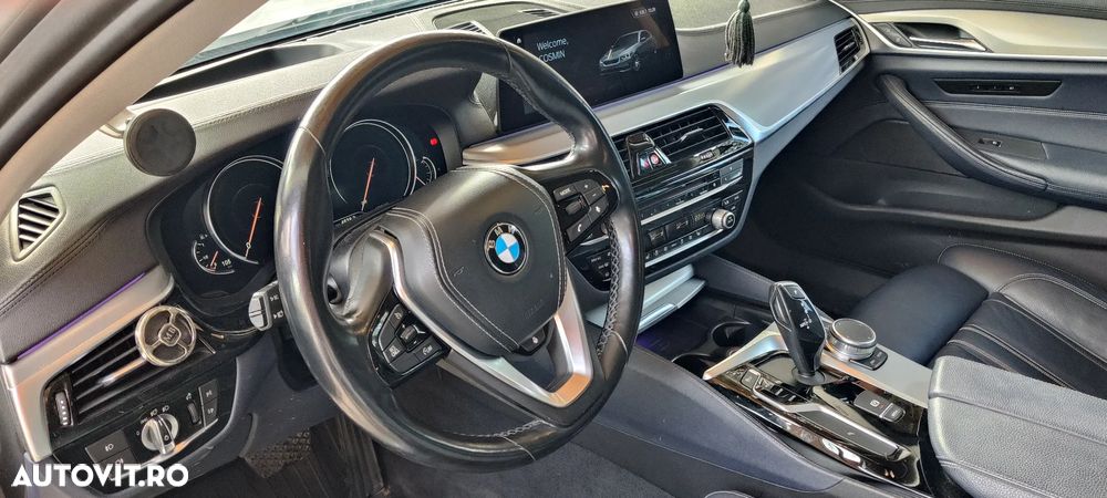 BMW Seria 5 530i xDrive Aut. Luxury Line - 6