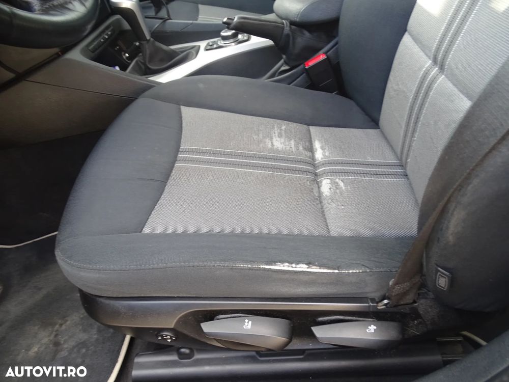 BMW X1 xDrive20d - 16