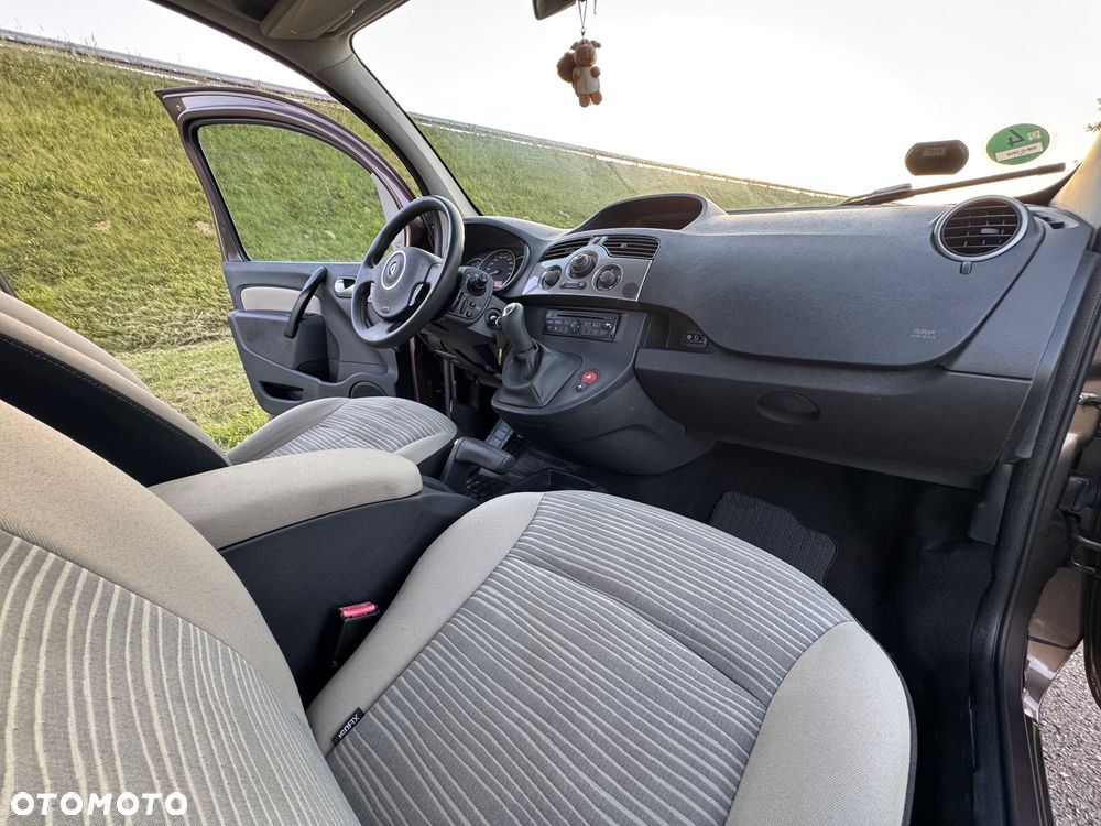 Renault Kangoo 1.6 16V 105 Luxe - 32