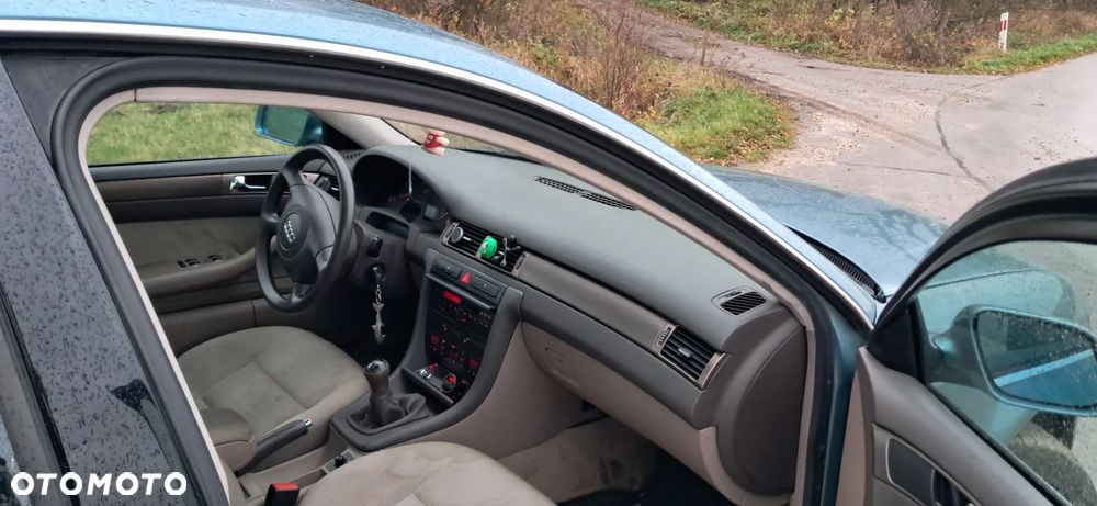 Audi A6 Limousine 2.4 - 9