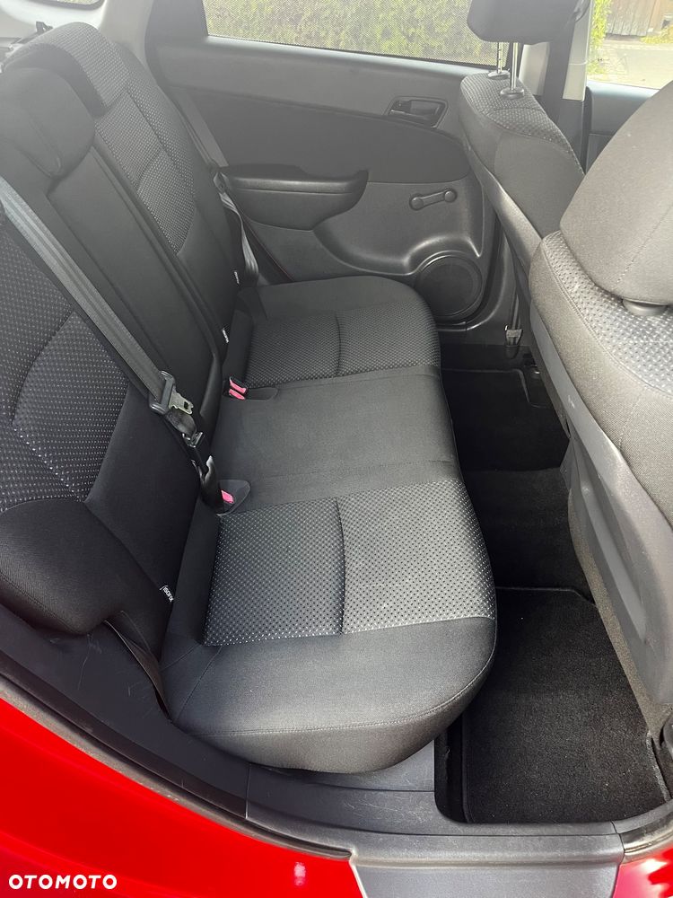 Hyundai i30 1.6 blue Comfort - 11