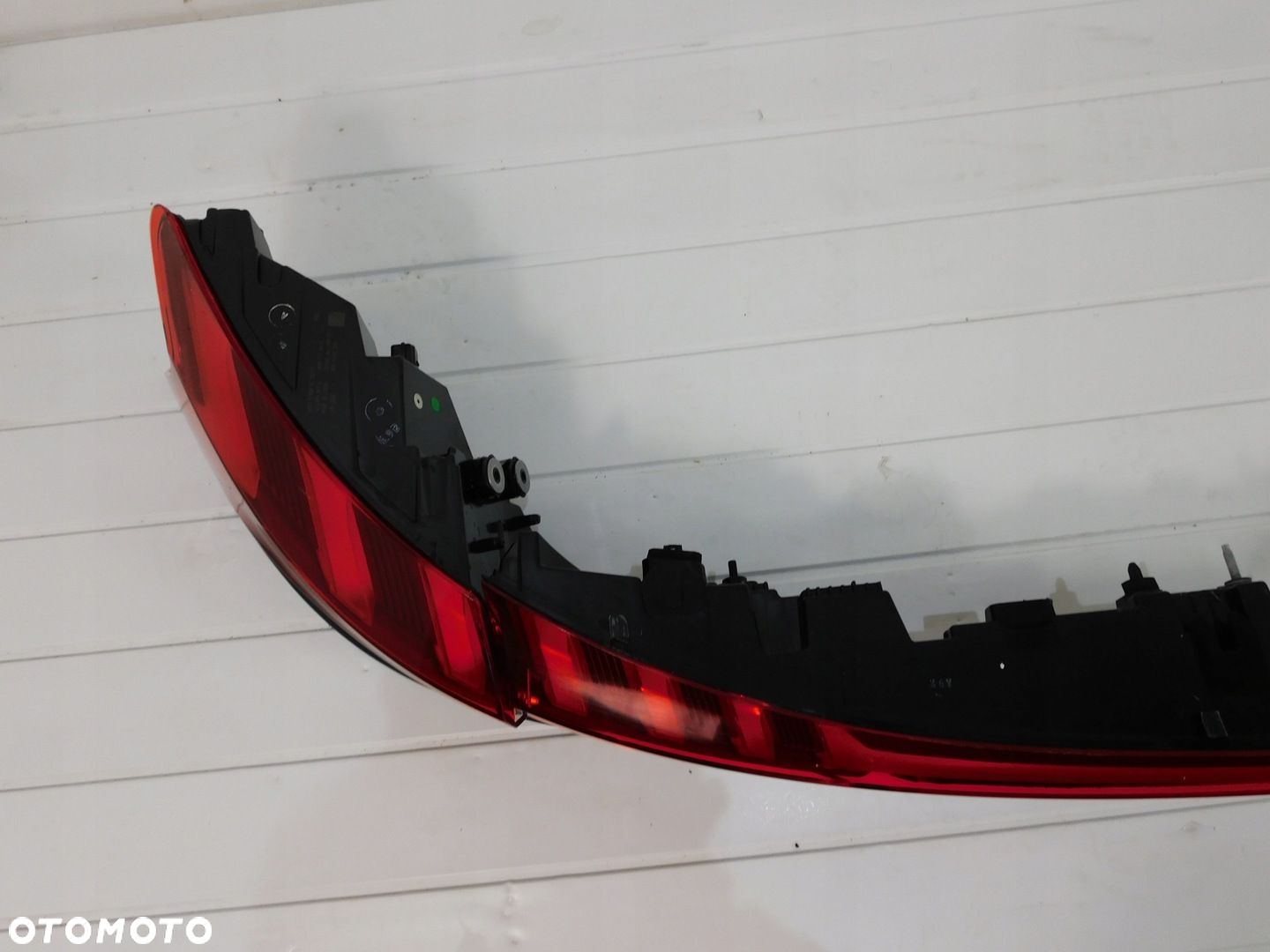 AUDI E TRON GT RS 4J3 LAMPY TYŁ PRAWA LEWA BLENDA - 8