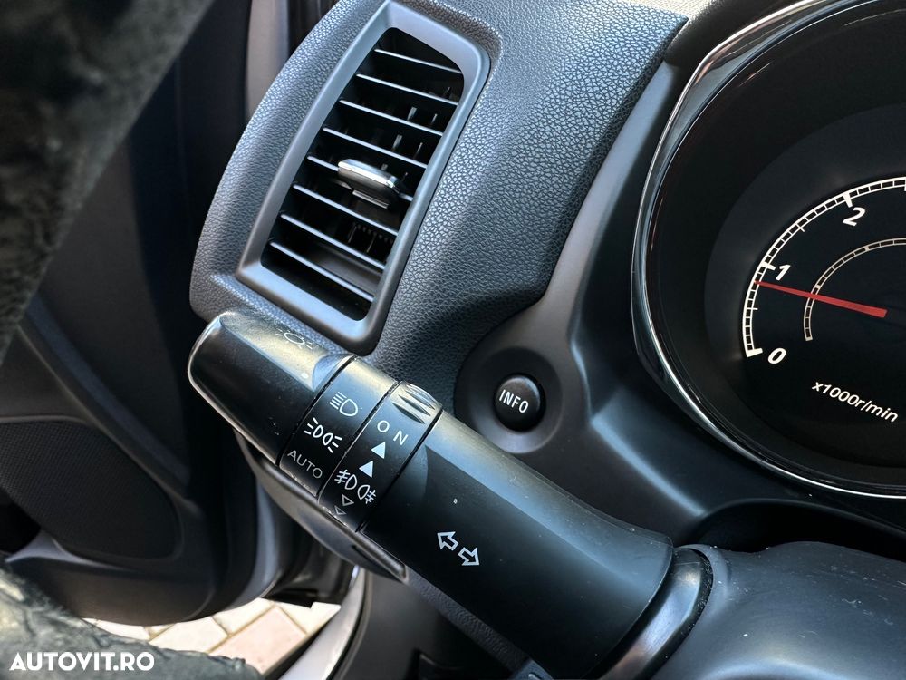 Mitsubishi ASX 1.6 DI-D 2WD Plus - 17