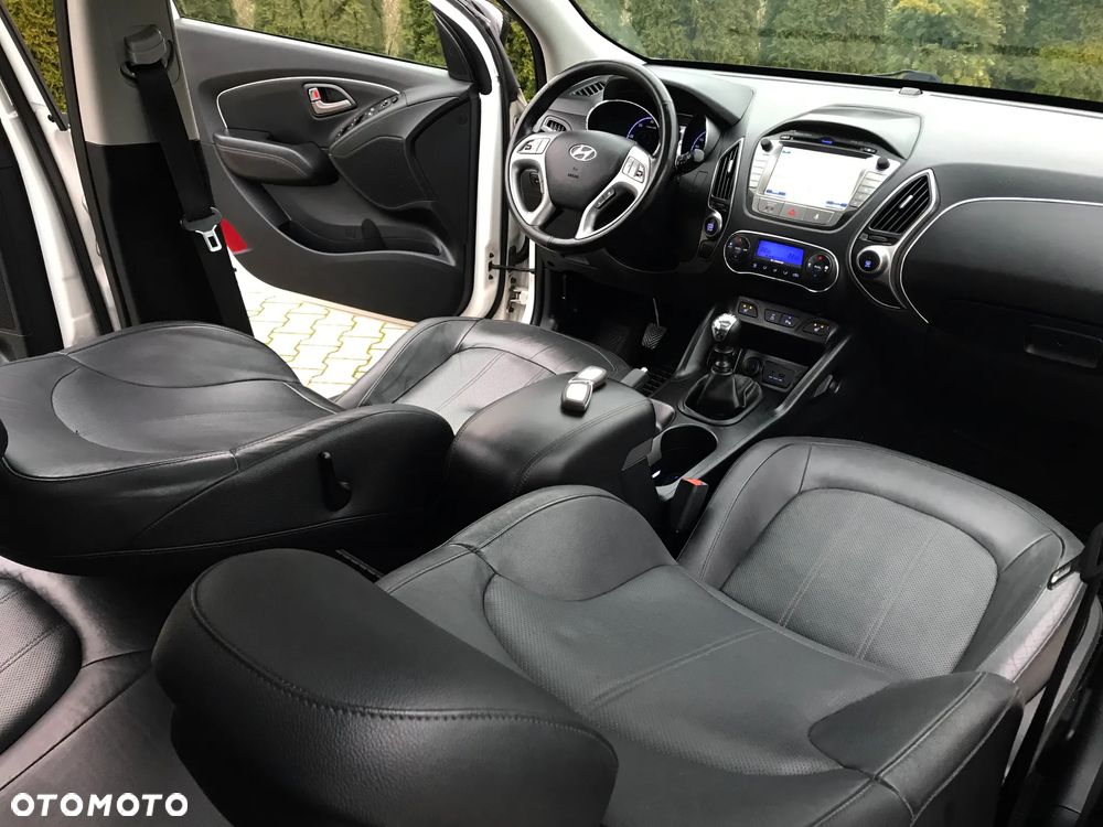 Hyundai ix35 2.0 CRDi 4WD Premium - 5