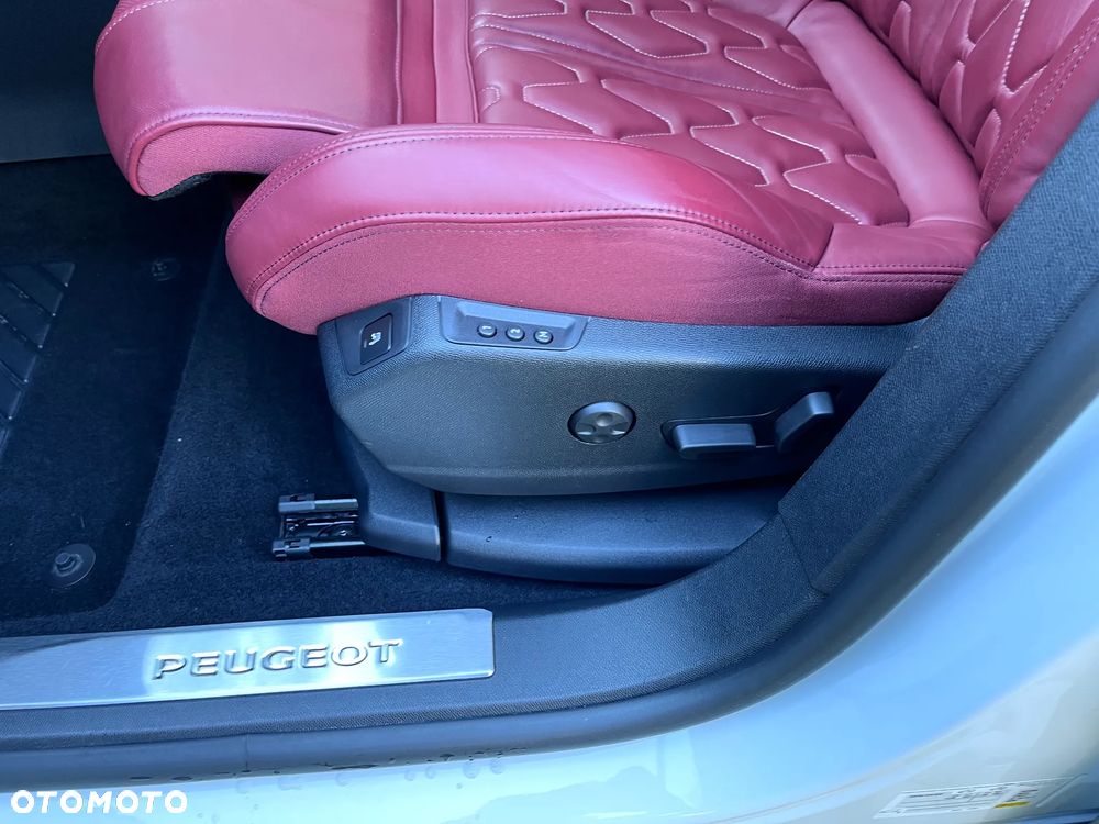Peugeot 3008 1.6 PureTech Hybrid4 PHEV GT Pack S&S EAT8 - 10