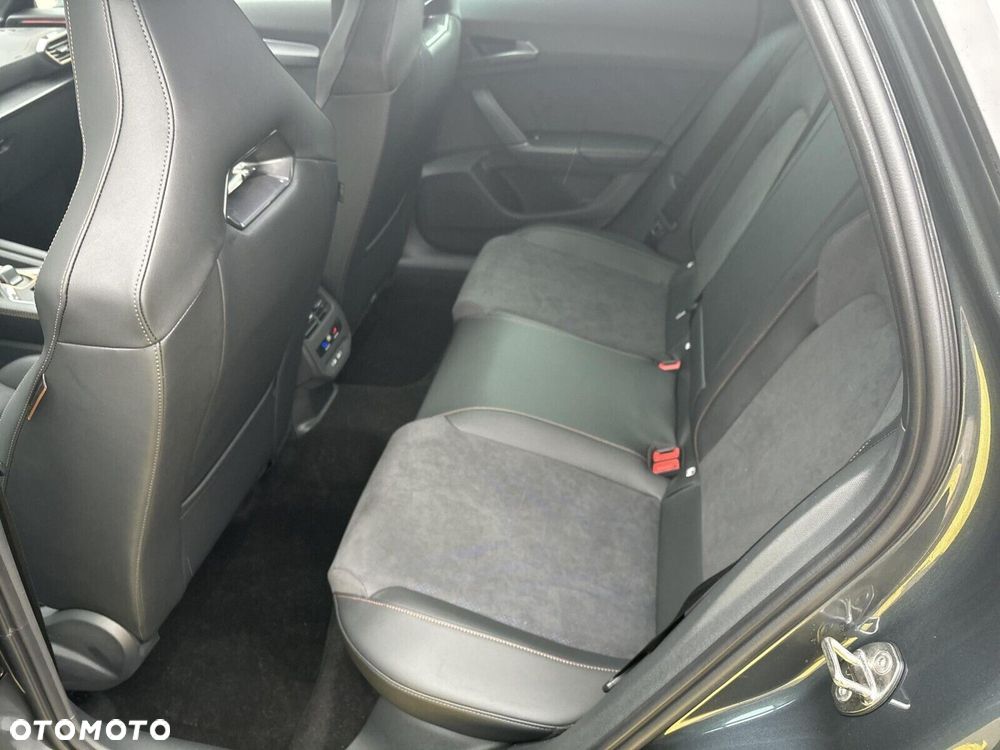 Cupra Formentor 1.5 eTSI mHEV DSG - 17