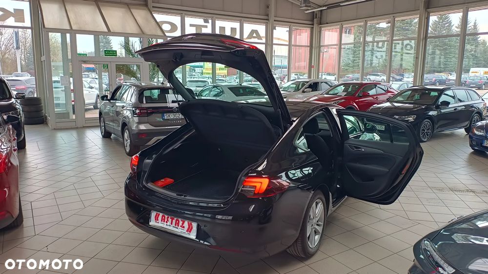 Opel Insignia 1.5 T Elite S&S - 19