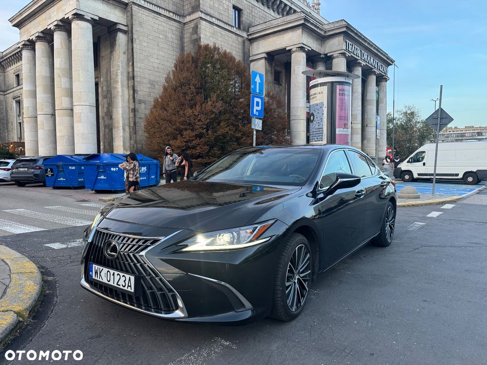 Lexus ES 300h Elegance - 1