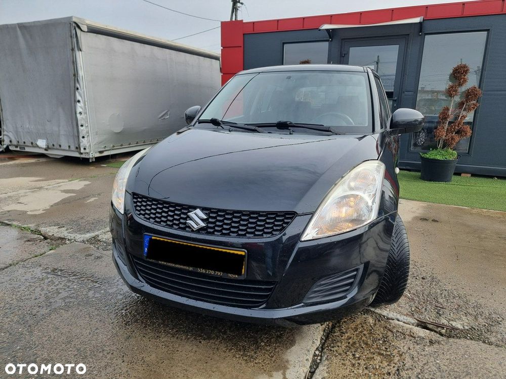 Suzuki Swift - 1