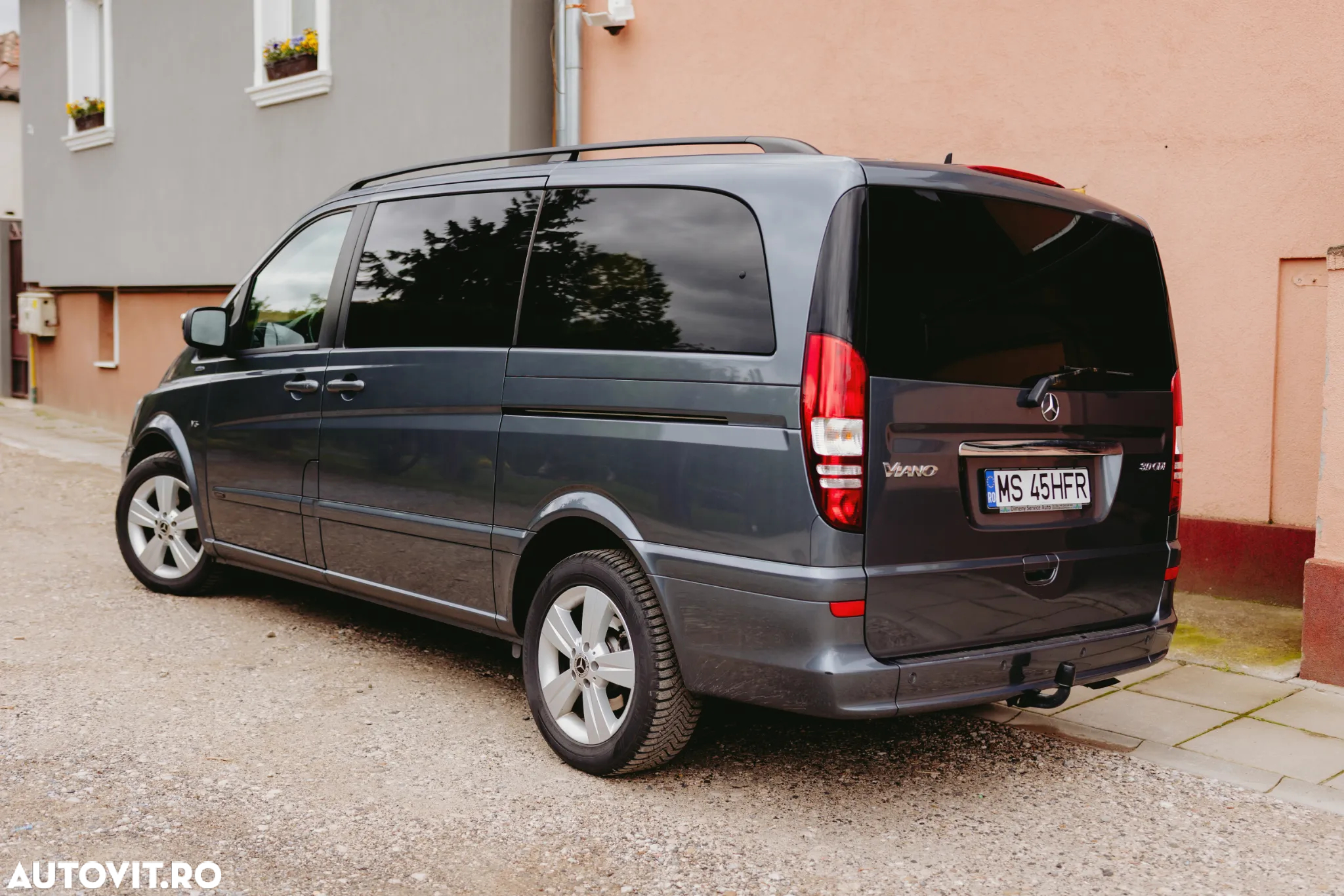 Mercedes-Benz Viano 3.0 CDI Lung Aut. Ambient - 2