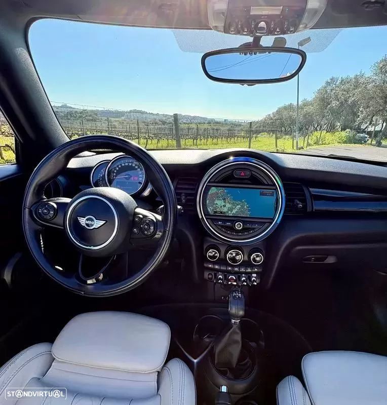 MINI Cabrio Cooper D Auto - 16