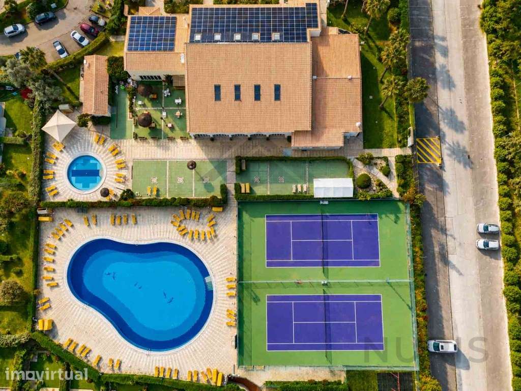 Luxuoso T2 no Oasis Parque com Piscinas e Jardim - Grande imagem: 3/44