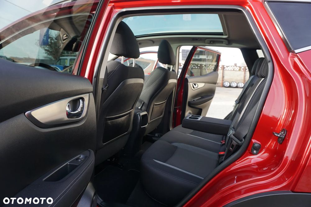 Nissan Qashqai 1.2 DIG-T N-Connecta Xtronic EU6 - 23