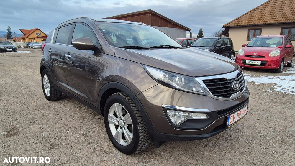 Kia Sportage ver-1-7-crdi-2wd-isg-dream--team-edition - 3