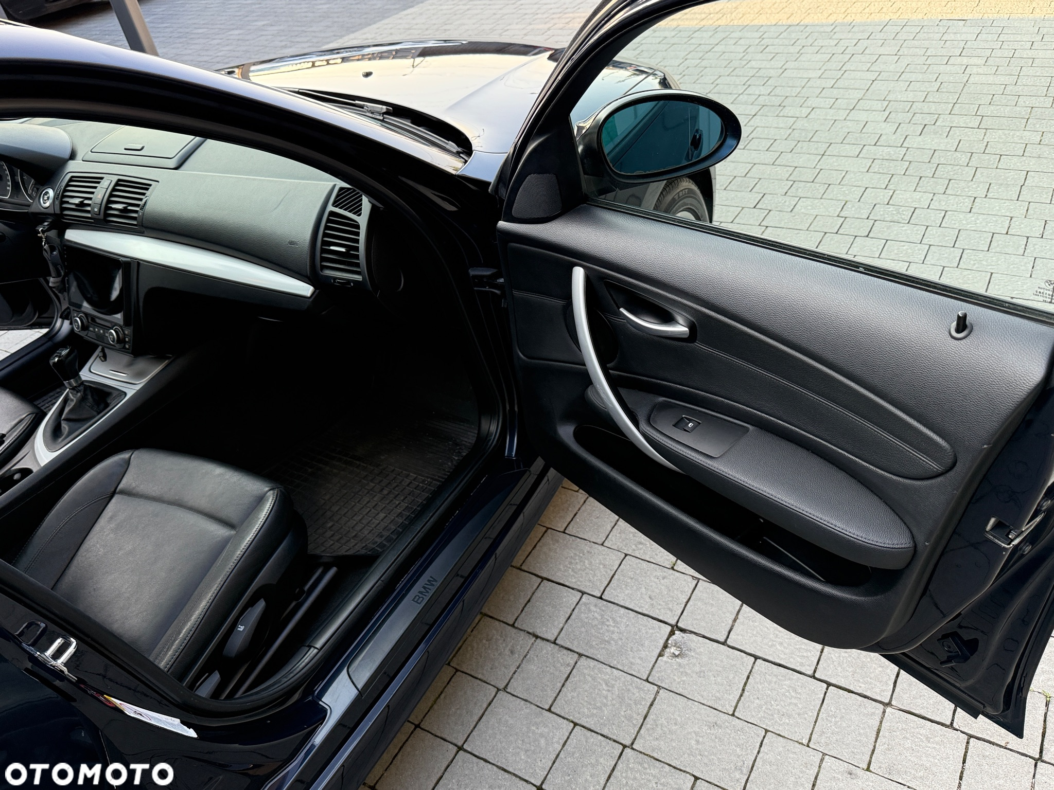BMW Seria 1 120d - 8