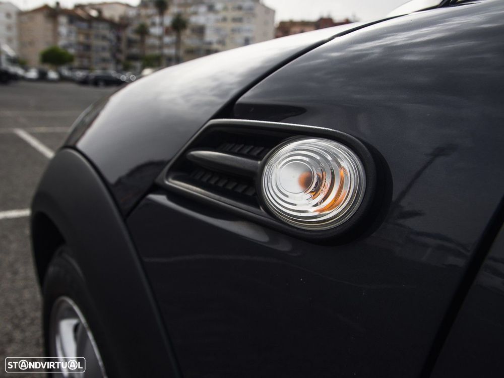 MINI 3 Portas One D - 31