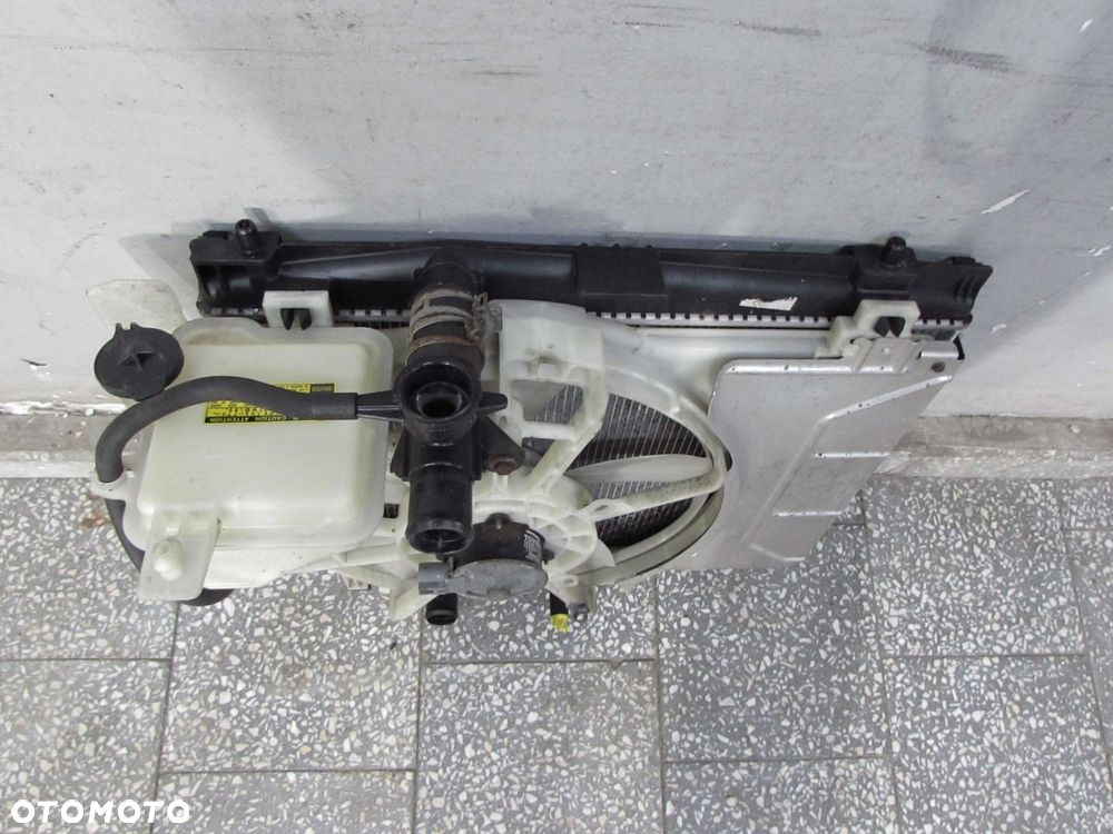 TOYOTA YARIS II 1.0 06-12 CHLODNICA WENTYLATOR 16363-23010 - 5