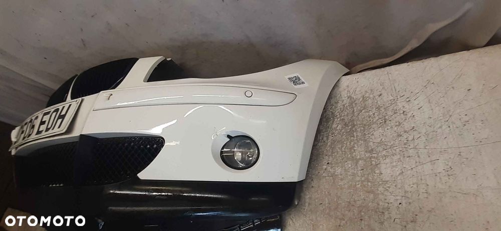$ Zderzak przód PRZEDNI BMW E81 E87 PDC ALPINEWEISS BIAŁY - 4
