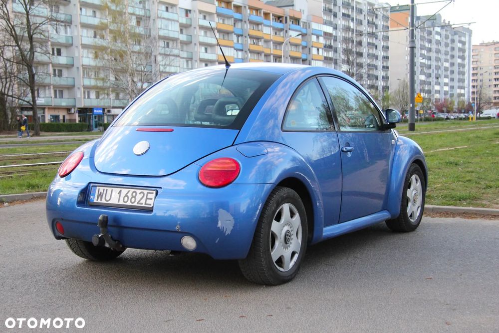 Volkswagen New Beetle - 7