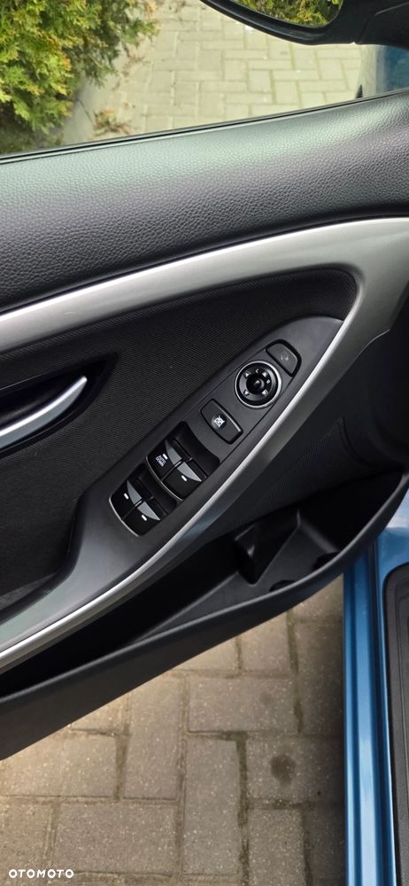 Hyundai i30 1.4 Trend - 27