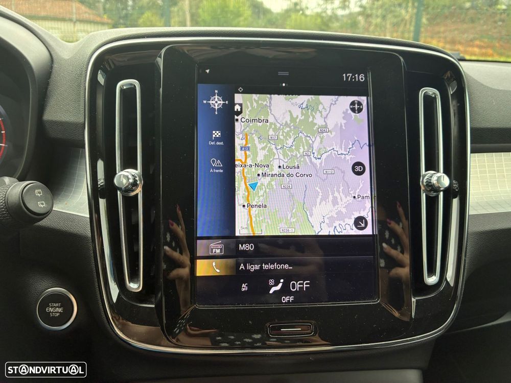 Volvo XC 40 1.5 T3 Momentum Tech Edition - 32