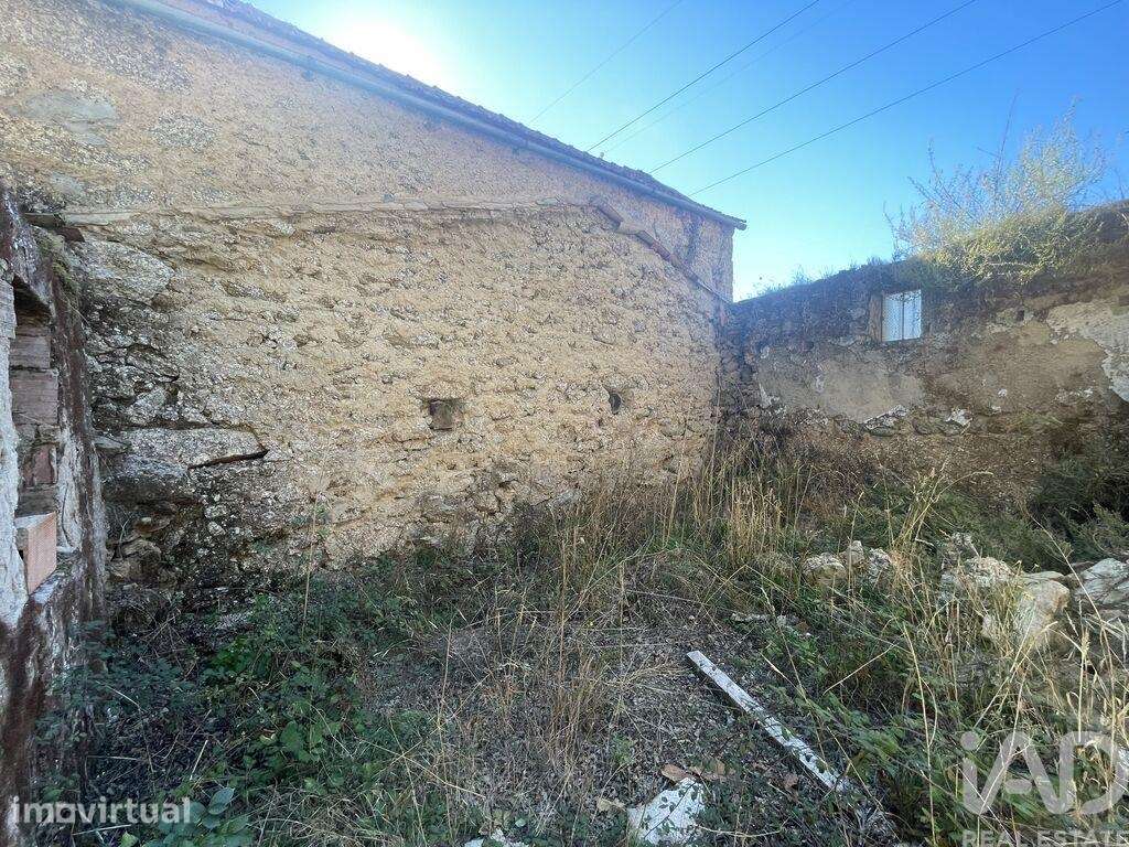 Moradia térrea T1 em Carragozela e Várzea de Meruge de 52 m2 - Grande imagem: 5/10