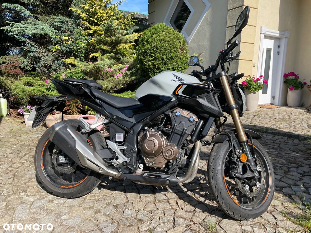Honda CB - 2