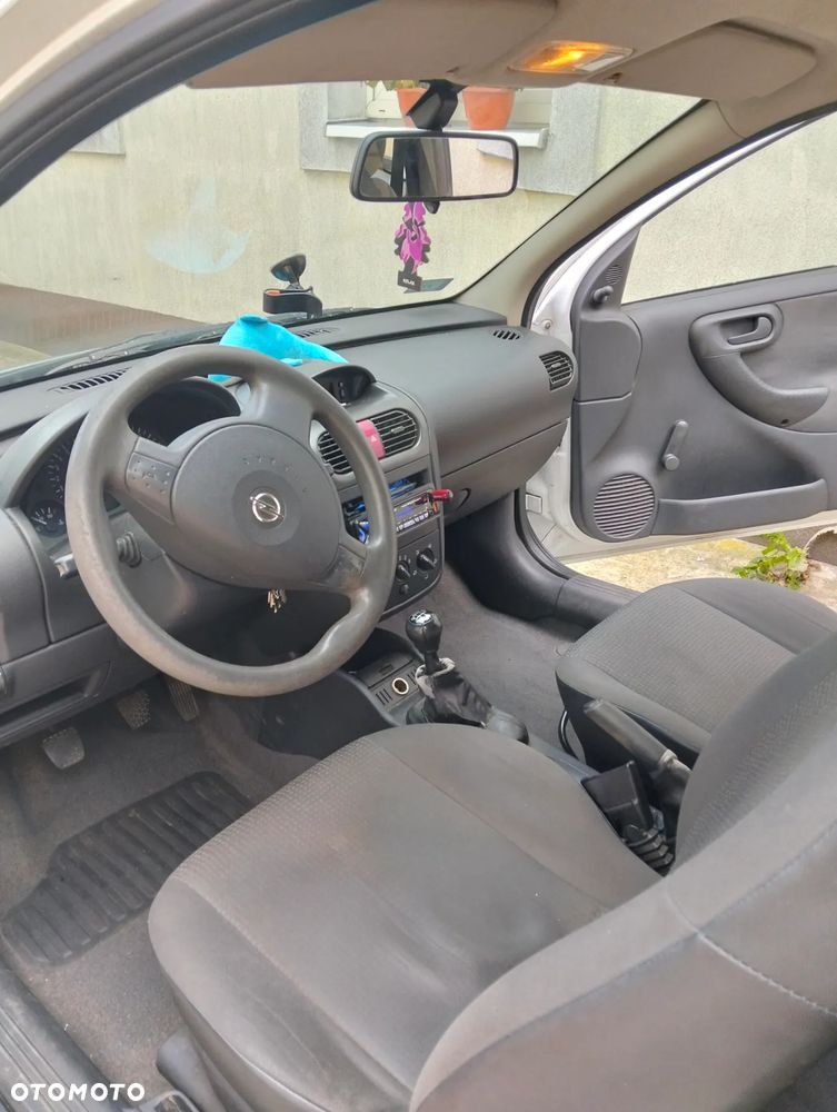 Opel Corsa 1.0 12V Base / Start - 1
