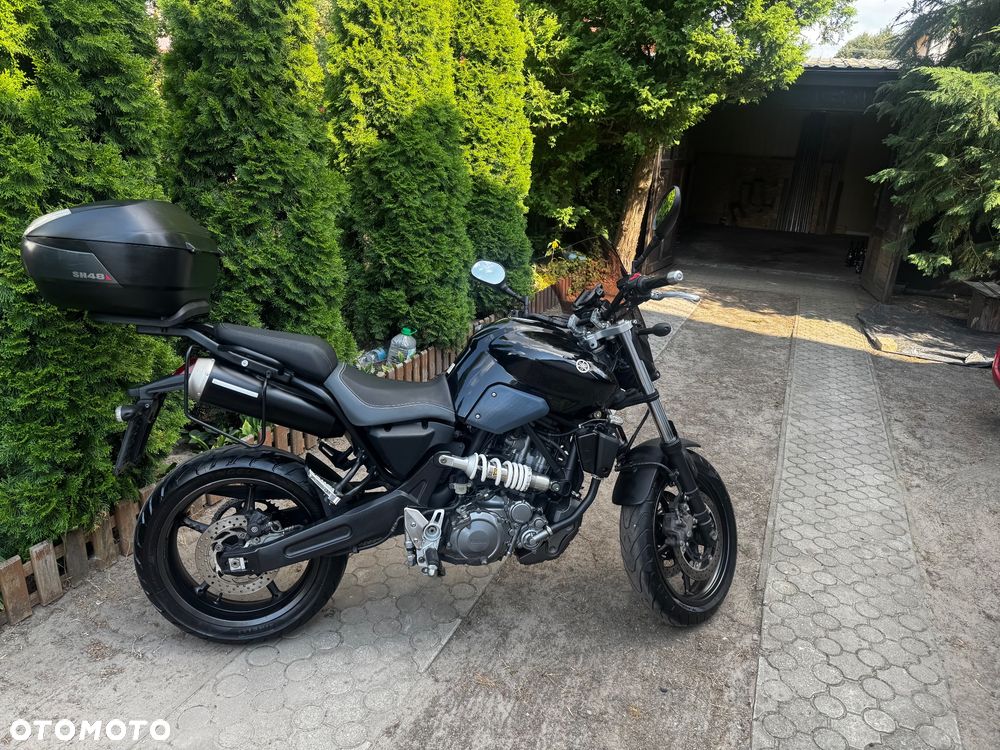 Yamaha MT - 2