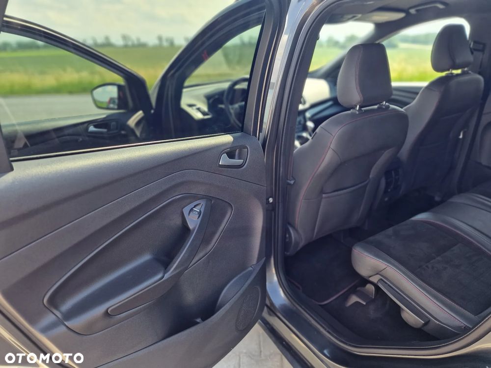 Ford Kuga 1.5 EcoBlue ST-LINE - 21