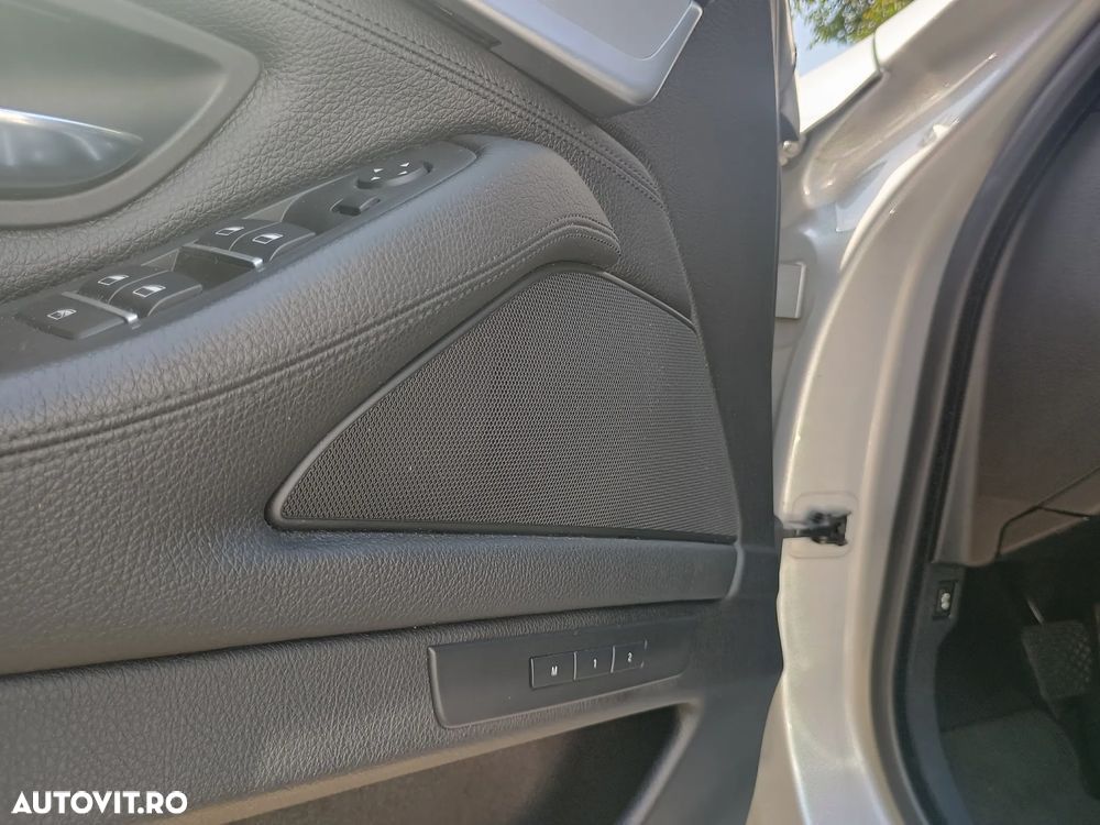 BMW Seria 5 530d xDrive - 13