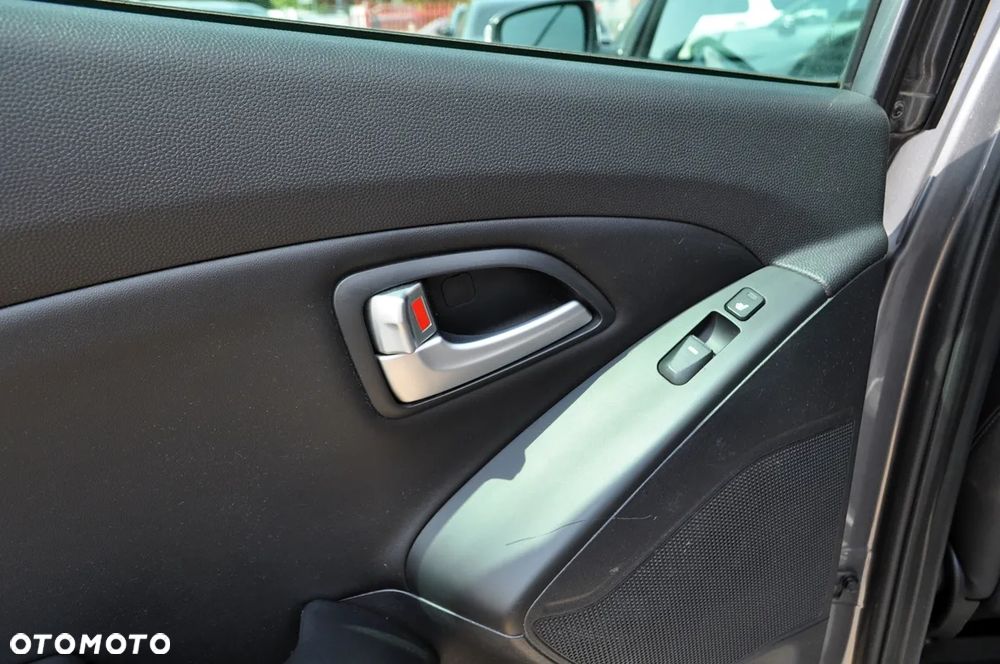 Hyundai ix35 2.0 GDI Premium 4WD - 28