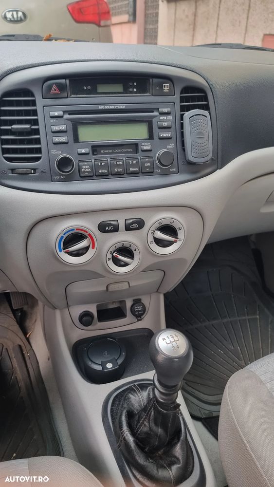 Hyundai Accent MC 1.5 CRDI GL - 9
