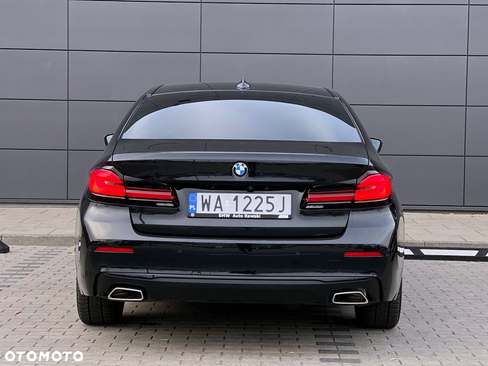BMW Seria 5 520d Efficient Dynamics Edition Sport Line - 6