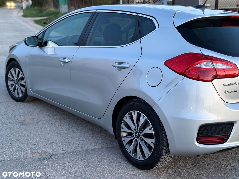 Kia Ceed 1.6 CRDi L - 21
