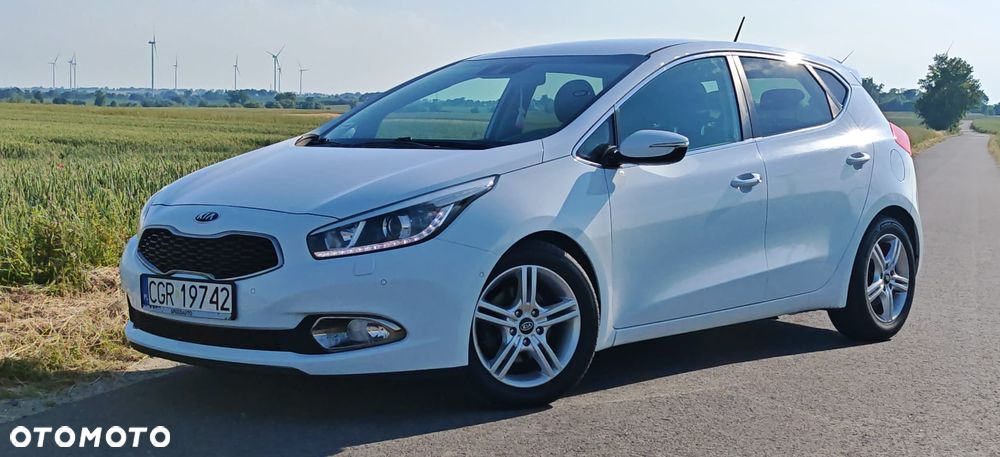 Kia Ceed 1.6 GDI L - 1