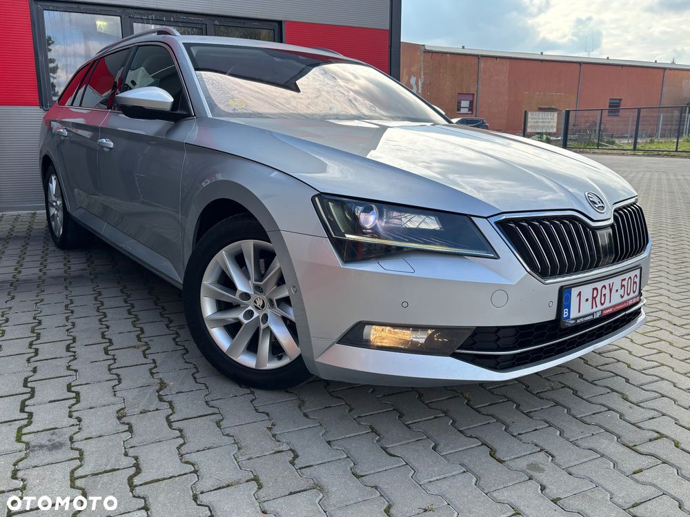 Skoda Superb 2.0 TDI DSG Style - 11