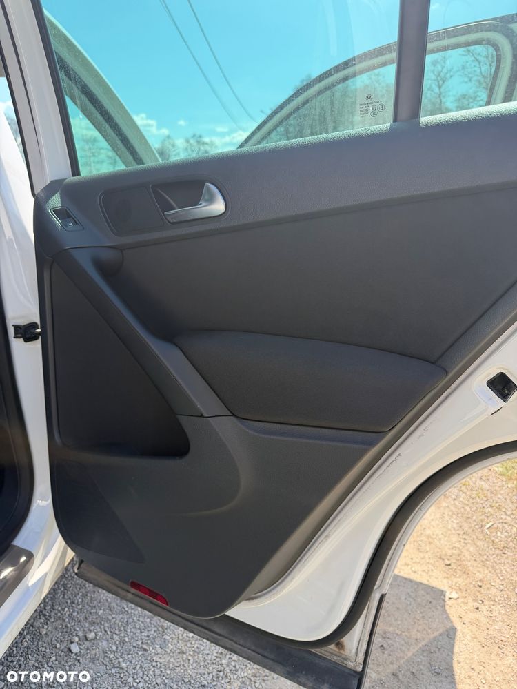 Volkswagen Tiguan 2.0 TDI 4Mot Sport&Style DSG - 23