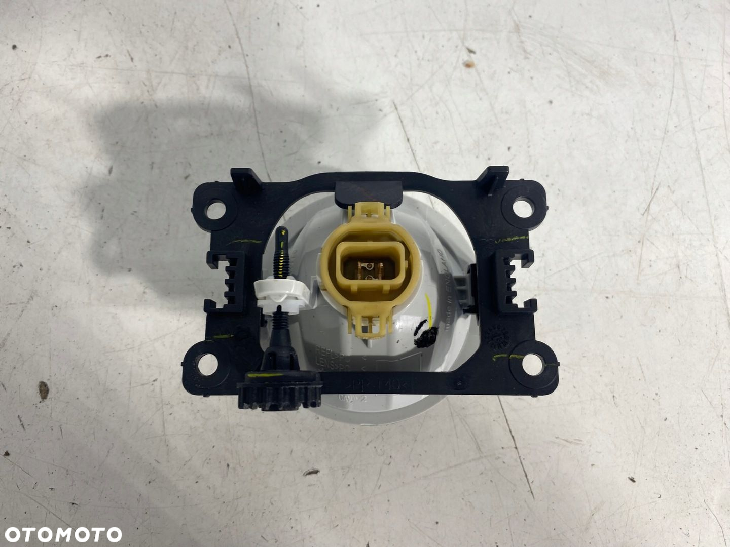 LAMPA HALOGEN PRZECIWMGIELNY PEUGEOT 208 I EU - 5
