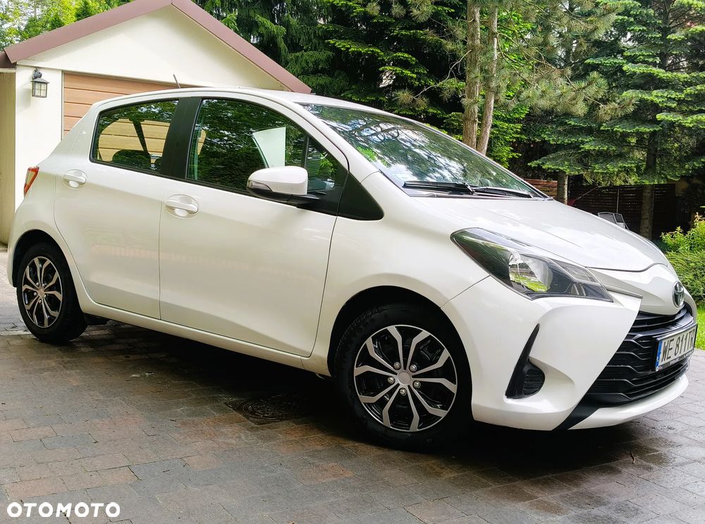 Toyota Yaris 1.5 Active - 9