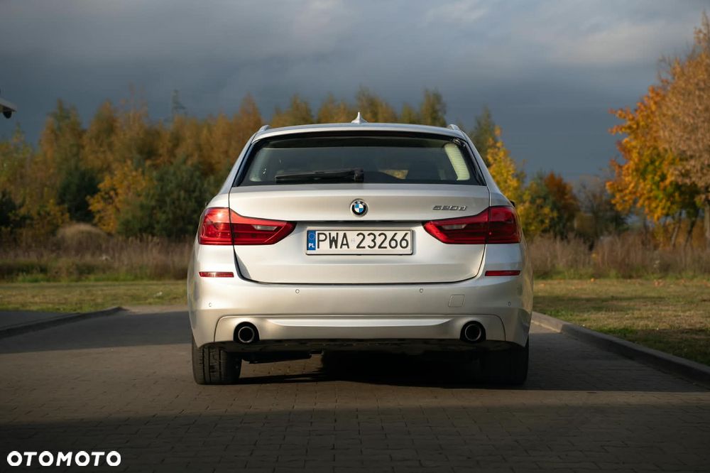 BMW 5 Series 2017 photo 4
