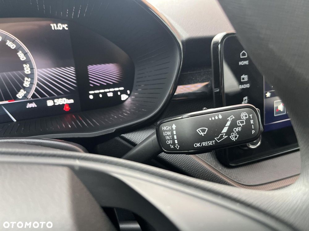 Skoda Fabia 1.0 Essence - 16