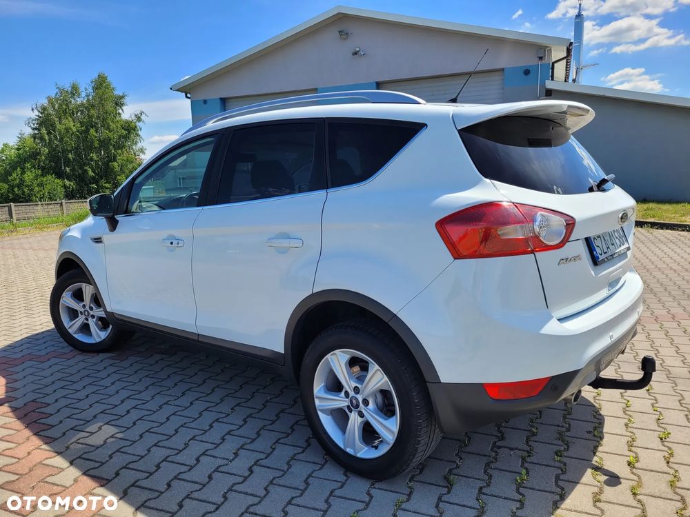 Ford Kuga 2.0 TDCi 4WD Titanium Plus - 30
