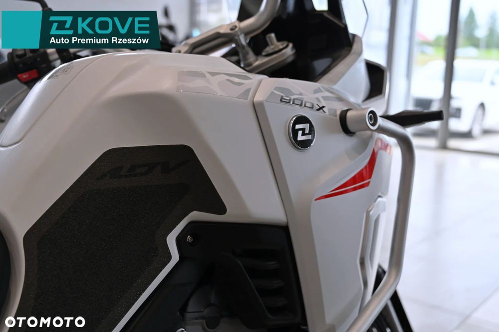 KOVE 800X Touring - 10